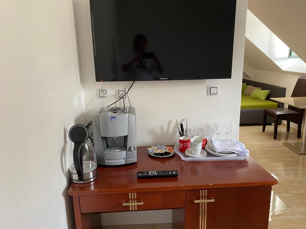 Penzion Za Radnici ヴァルチツェ 部屋 写真